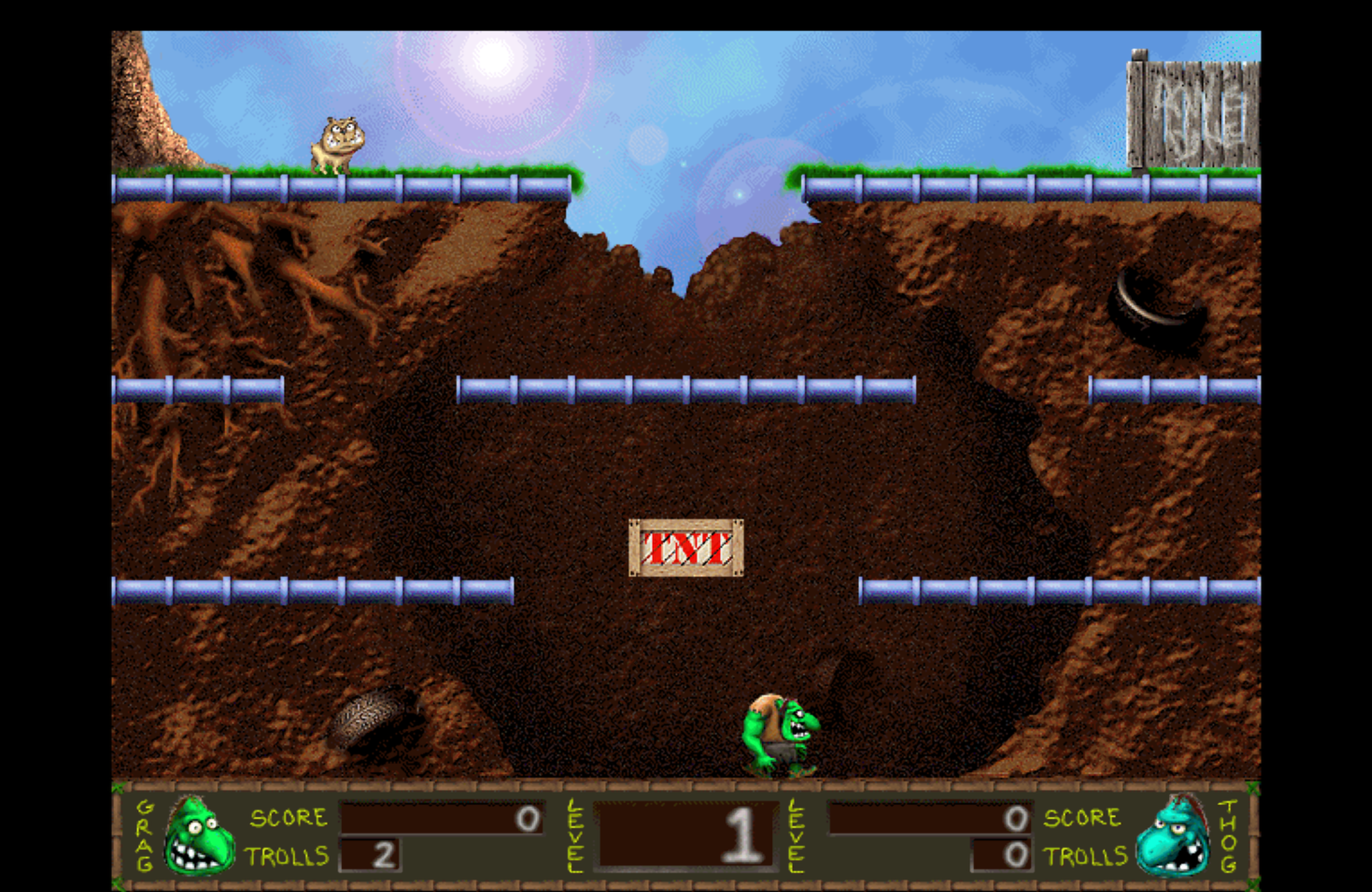 Screenshot of Bonkheads gameplay with platforms, a green troll and the score display